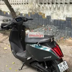 Xe máy điện VeroX Xanh 1000km