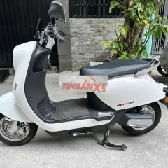 Xe máy điện Yadea M6i Trắng 5 bình mới