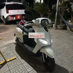 Xe máy điện Vinfast Verox Trắng Dưới 3000km 2 pin
