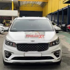 Kia Sedona Trắng 7 chỗ