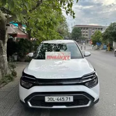 Kia Carens Trắng 42.180 km