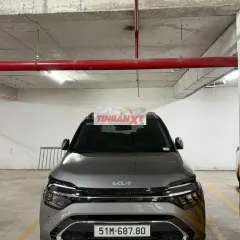 Kia Carens luxury 2025 tự động ivt xám <1000 km