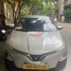 VinFast VF 5 Plus 2025 Bạc 5 vạn