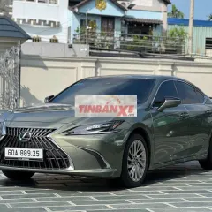 Lexus ES 250 vin23 đk24, một chủ đi hơn 2v