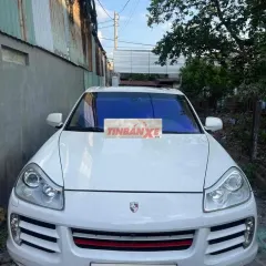 Porsche Cayenne Trắng 5 chỗ