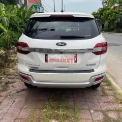 Ford Everest Titanium 2.0L 2022 Trắng Tự động