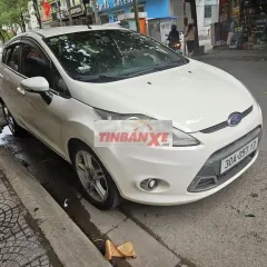 Ford Fiesta 1.6 AT 2013 Trắng Tự động