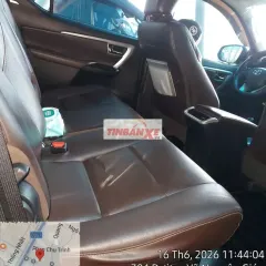 Toyota Fortuner 2020 2.7 AT 4x2 Bạc 7 chỗ
