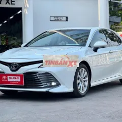 Toyota Camry 2.0E 2021 Trắng 54.200 km