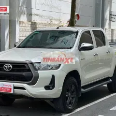 💥Toyota Hilux 2.4at 4x2 2021💥