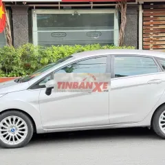 Ford Fiesta, bảo hành Ford 2027, xe nhỏ gọn đi phố