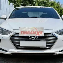 Hyundai Elantra 2.0 Sport 2018 67000 km Trắng