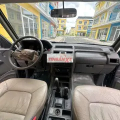 Mitsubishi Pajero 2002 Xanh rêu