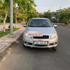 Chevrolet Aveo 2017 1.4 Bạc