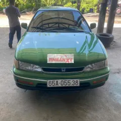 Honda Accord Xanh lá Số sàn