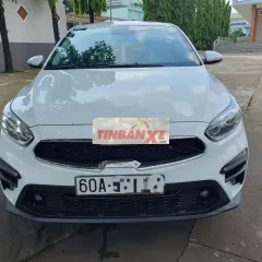 Kia Cerato xs 2018 số sàn trắng da