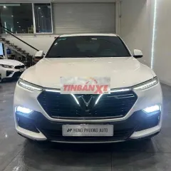 Vinfast Lux SA 2022 Trắng
