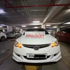Honda Civic Gen 8 Trắng