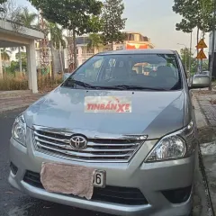 Toyota Innova 2013 E Bạc