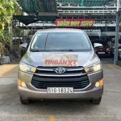 Toyota Innova 2.0e 2018mt chuẩn km rất đẹp
