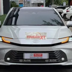 Toyota Camry 2.5 HEV TOP 2025 Chính Hãng