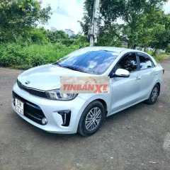 Kia Soluto 2019 bản đủ số sàn Bạc 100.000 km