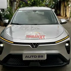 VinFast Limo Green 2025 7.000 km Bạc