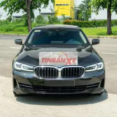BMW 520i Luxury Line 2022 Black Edition cực đẹp