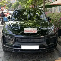 Porsche Macan model 2015