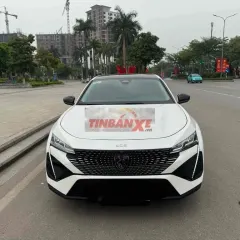 Peugeot 408 Trắng 5 chỗ