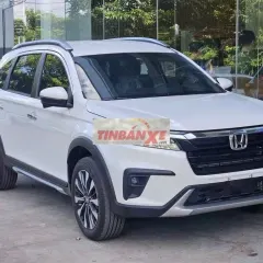 Honda BR-V ưu đãi 50% trước bạ và 1 năm BH thân xe