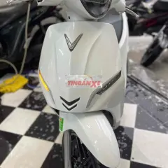 Xe máy điện VinFast Feliz Neo Trắng 4000 Km