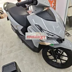 Xe điện VLAX 2026 Xám 2 tháng