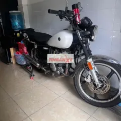 Yamaha YB 125 màu Trắng