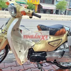 Honda Cub 2022 50cc màu Kem