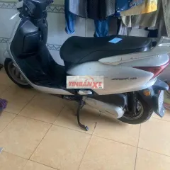 Honda Lead Bạc Xăng