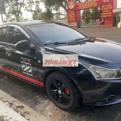 Chevrolet Cruze Đen