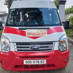 Ford Transit 2018 3/6 chỗ Đỏ trắng
