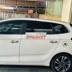 Kia Rondo 2017 7 chỗ Tự động Trắng