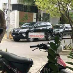 Toyota Fortuner 2.4 AT Máy dầu 2019 Đen