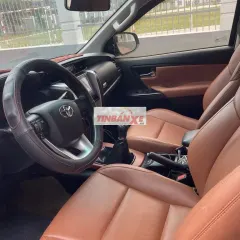 Toyota Fortuner Máy dầu Số sàn 120.000 km