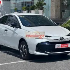 Toyota Vios 2025 1.5E CVT Trắng 4.000 km