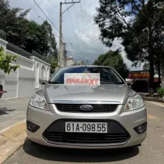 Ford Focus 2013 Tự động 74000 km Vàng cát