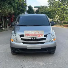 Hyundai Starex 2014 Bạc 6 chỗ MT máy xăng