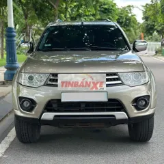 Mitsubishi Pajero Sports 2016 2.5 máy dầu số sàn