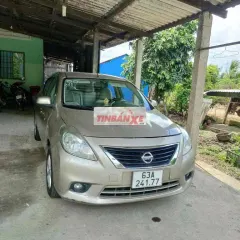 Nissan Sunny 2015 Vàng cát
