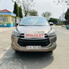 Toyota Innova 2016 G Tự động 7 chỗ màu Nâu