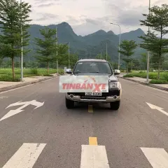 Ford Everest Số sàn Dầu màu Đen