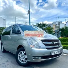 Hyundai Starex 2011 8 chỗ Bạc