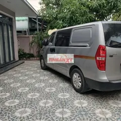Hyundai Starex 2017 Bạc 6 chỗ